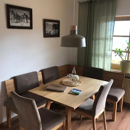 Nagelfluh Hues Apartmán *